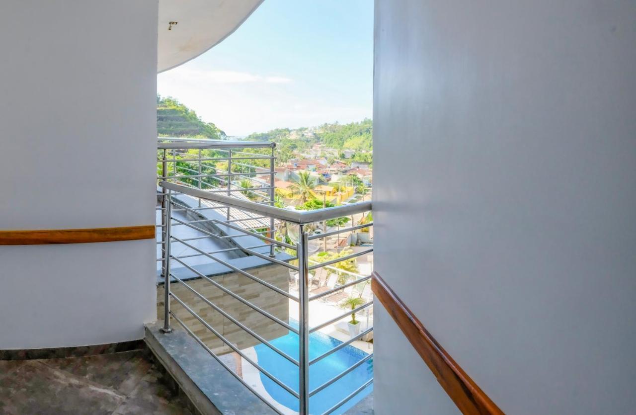 Hospedaria Vitoria Mar Ubatuba Esterno foto