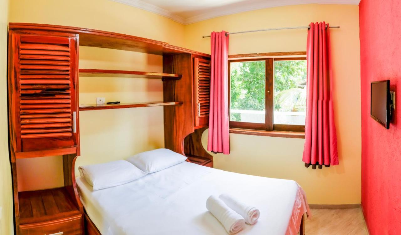 Hospedaria Vitoria Mar Ubatuba Esterno foto